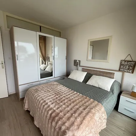 T2 Bis Avec Balcon, Parking Et Wifi à - Fr-1-374-199 Appartamento *